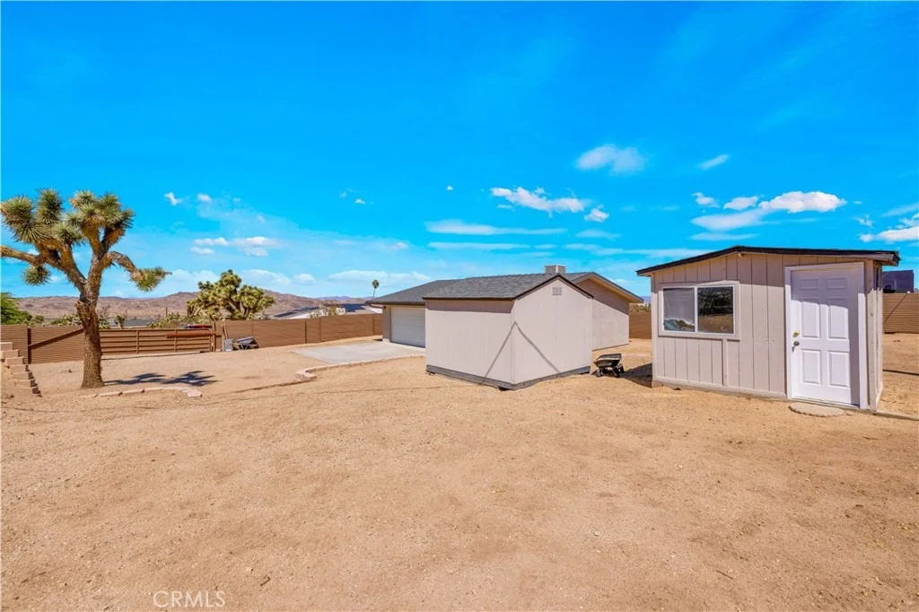 Photo of 60171 Pueblo Trail