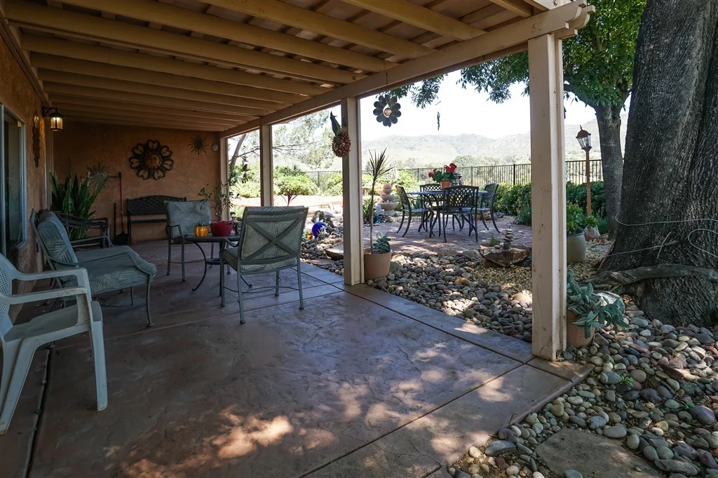 Photo of 3235 Loma Vista Dr