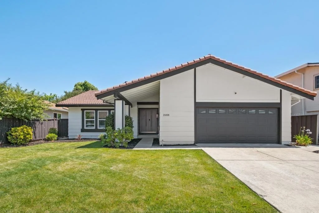 Photo of 2688 Mignon Drive