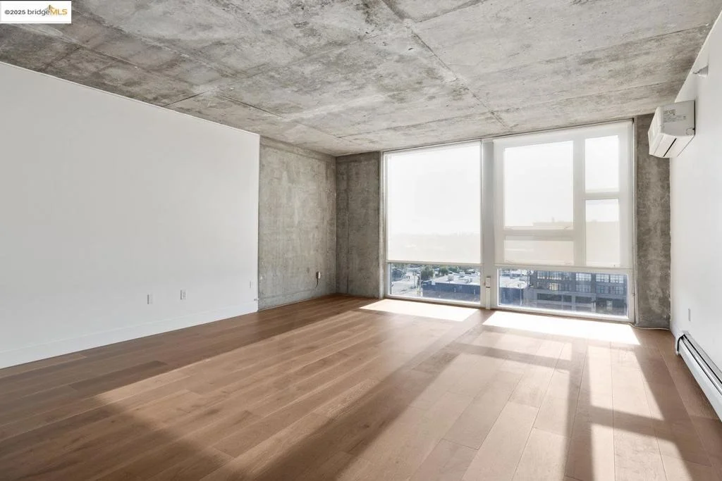 Photo of Unit 829 at 311 Oak Street