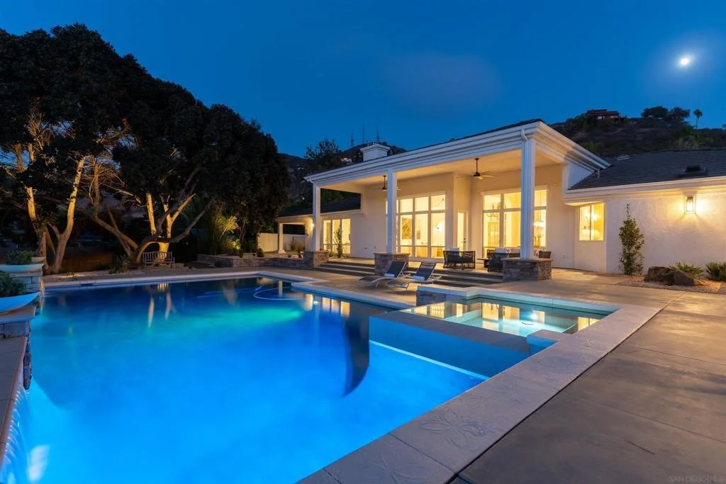 Photo of 3068 Willow Heights Road