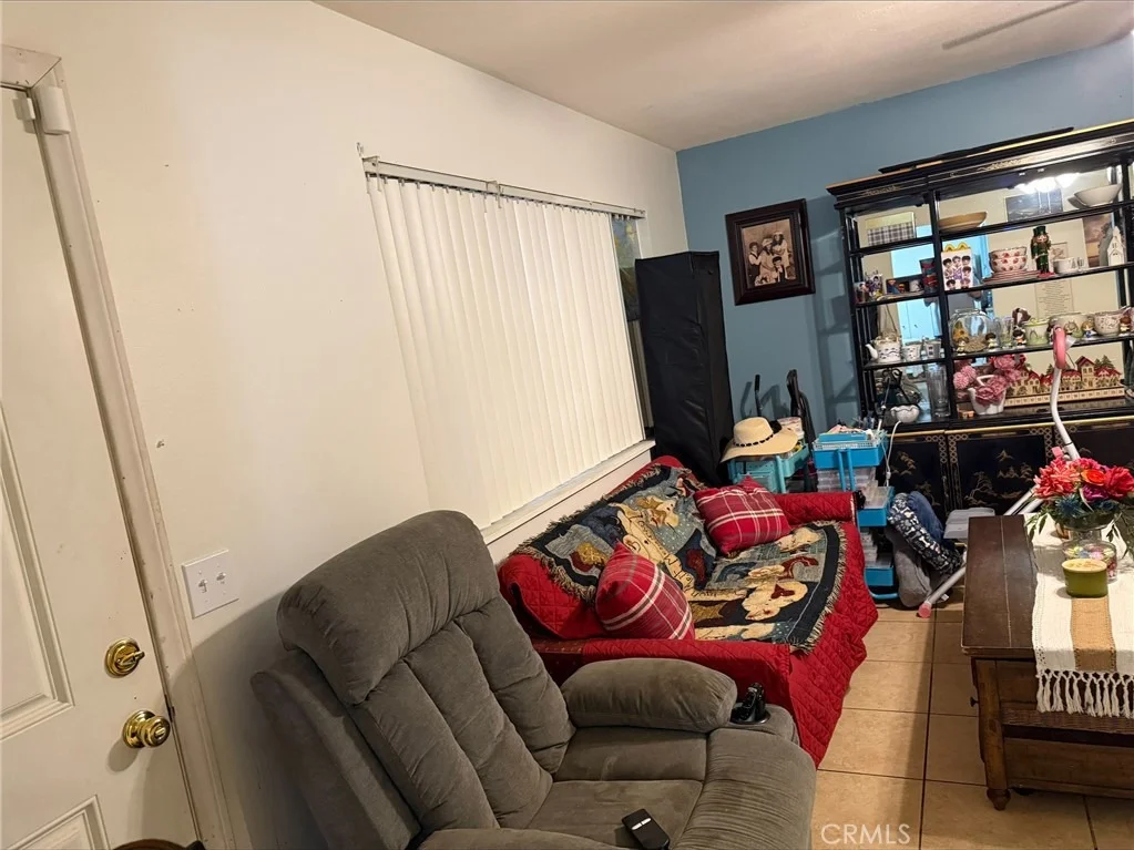 Photo of 940 Marlyce