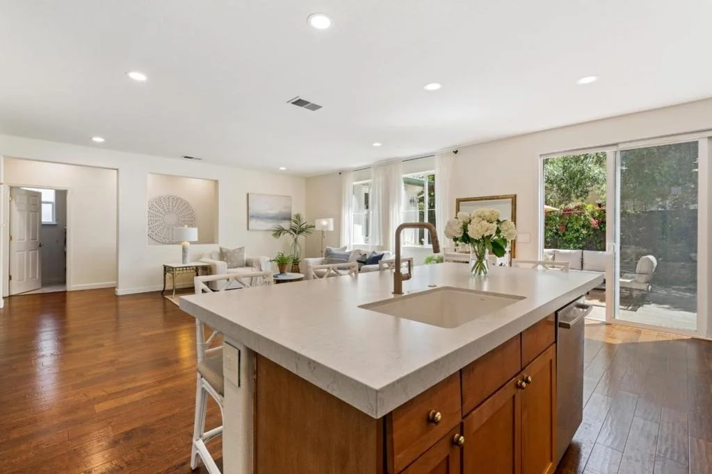 Photo of 4715 Peninsula Point Drive