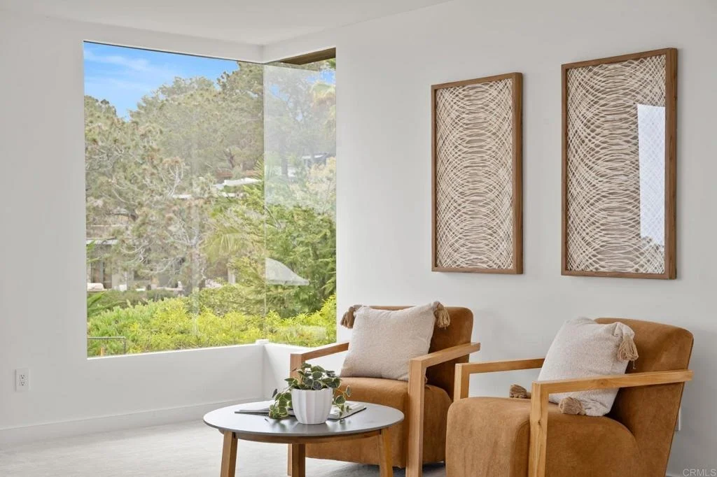 Photo of 280 Torrey Pines Terrace