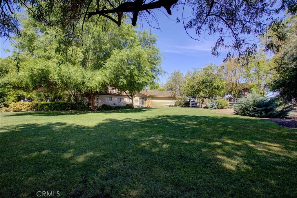 Photo of 15686 Cozzi Avenue