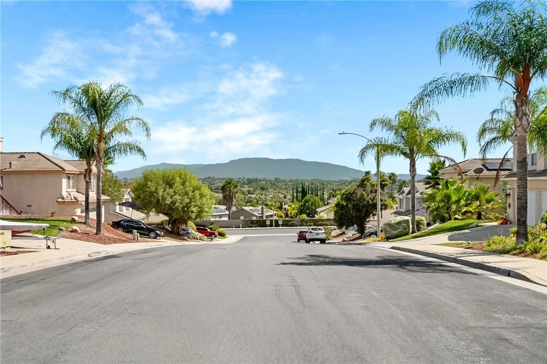 Photo of 26840 Redwood