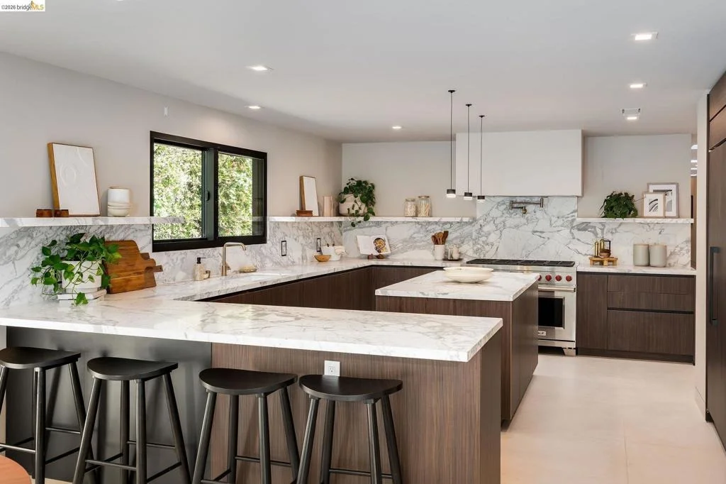Photo of 5645 Bacon Rd
