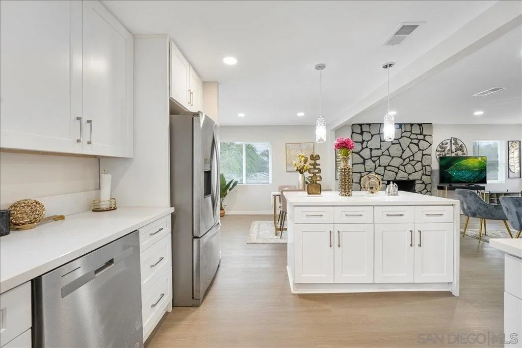 Photo of 2408 Suncrest Blvd
