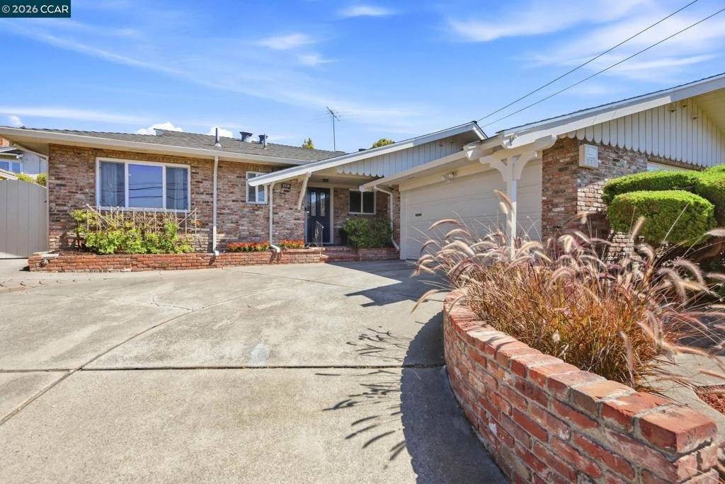 Photo of 2520 Benedict Dr