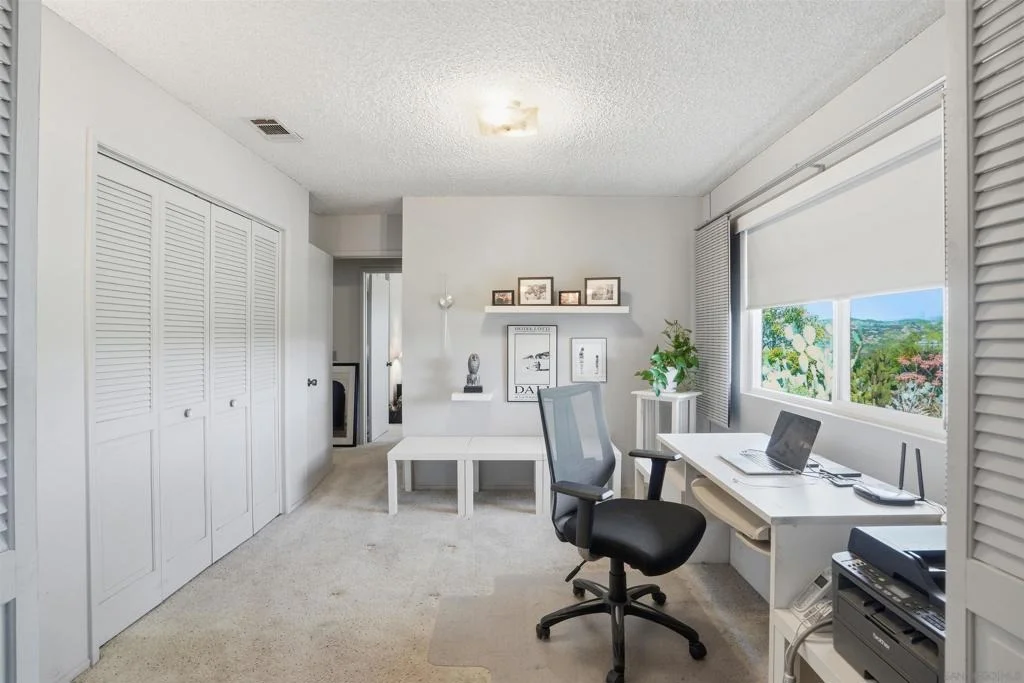 Photo of 2384 Glenn Rd