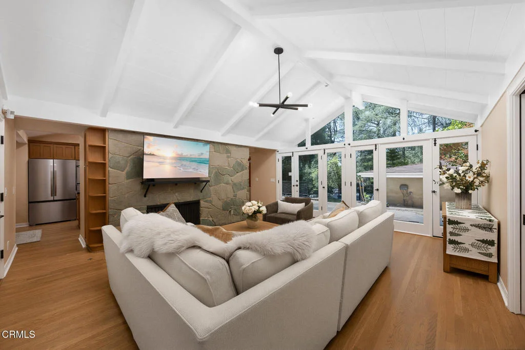Photo of 5220 Palm Drive