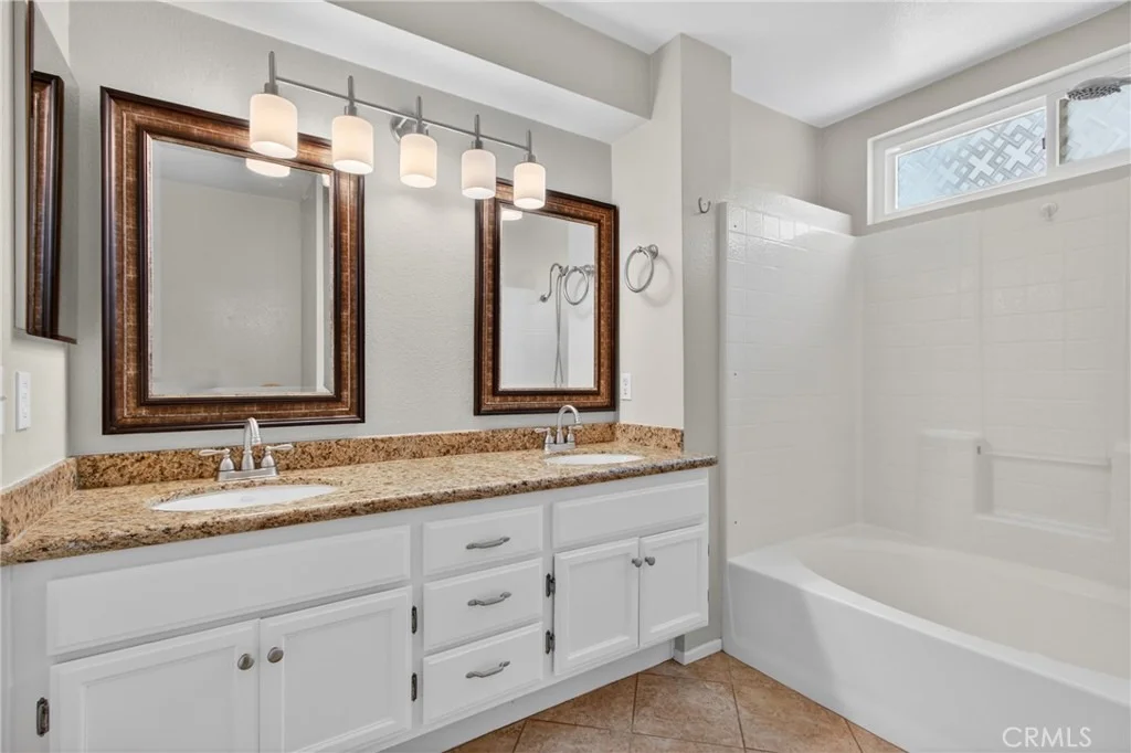 Photo of 42343 Camino Romo