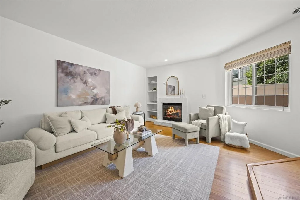 Photo of 558 E Ave