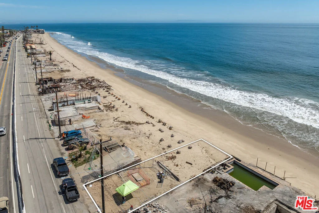 Photo of 21562 Pacific Coast Highway