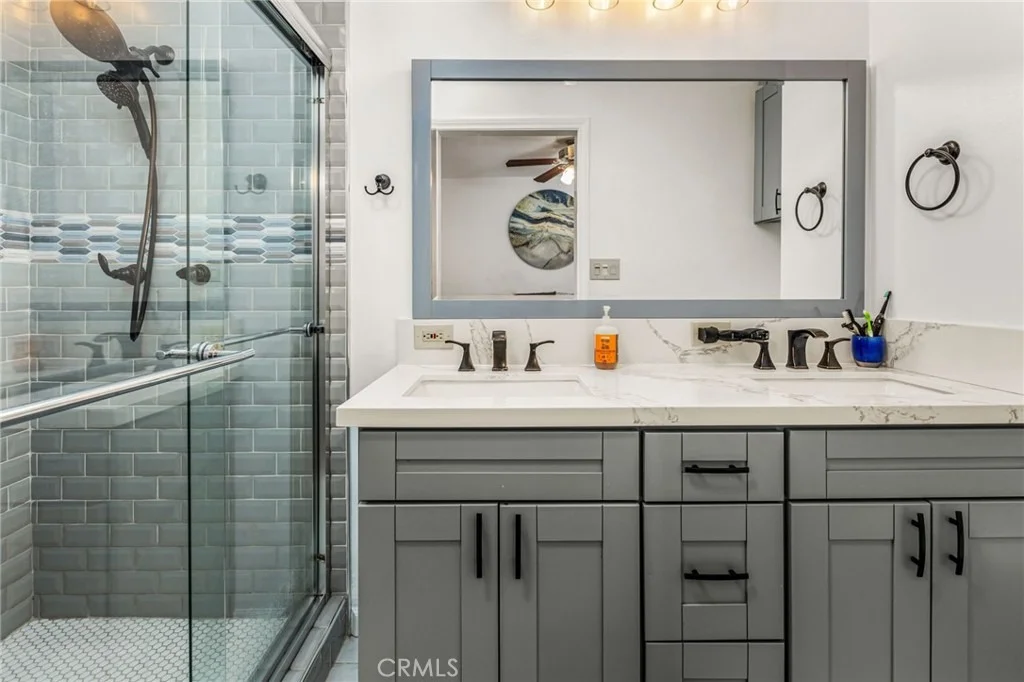 Photo of 7850 Deborah