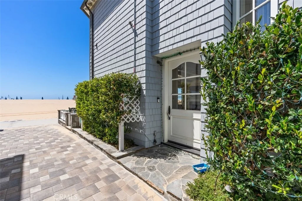 Photo of 522 W Oceanfront