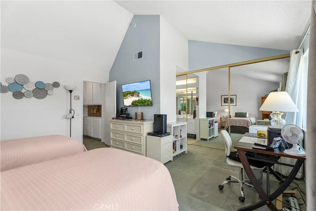 Photo of 24405 Mockingbird Place