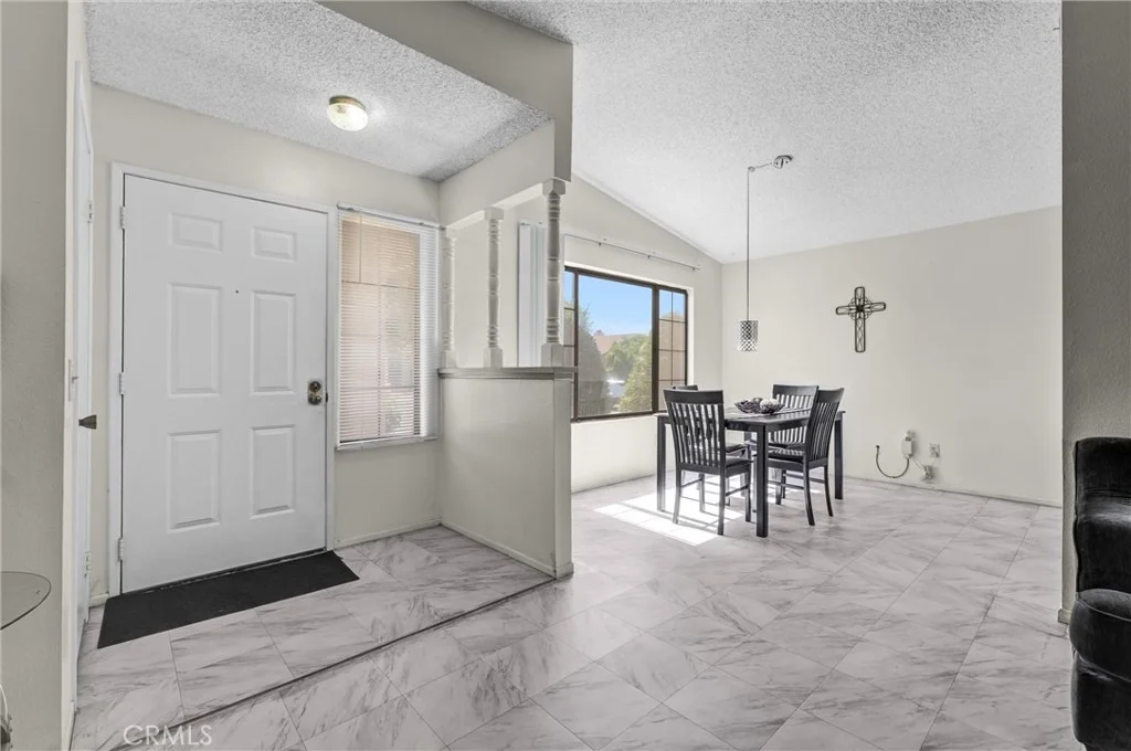 Photo of 811 Alondra Drive