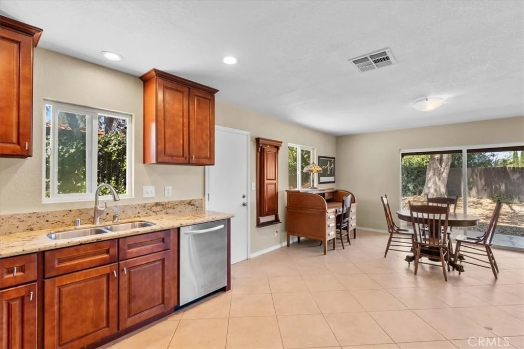 Photo of 213 Beaumont