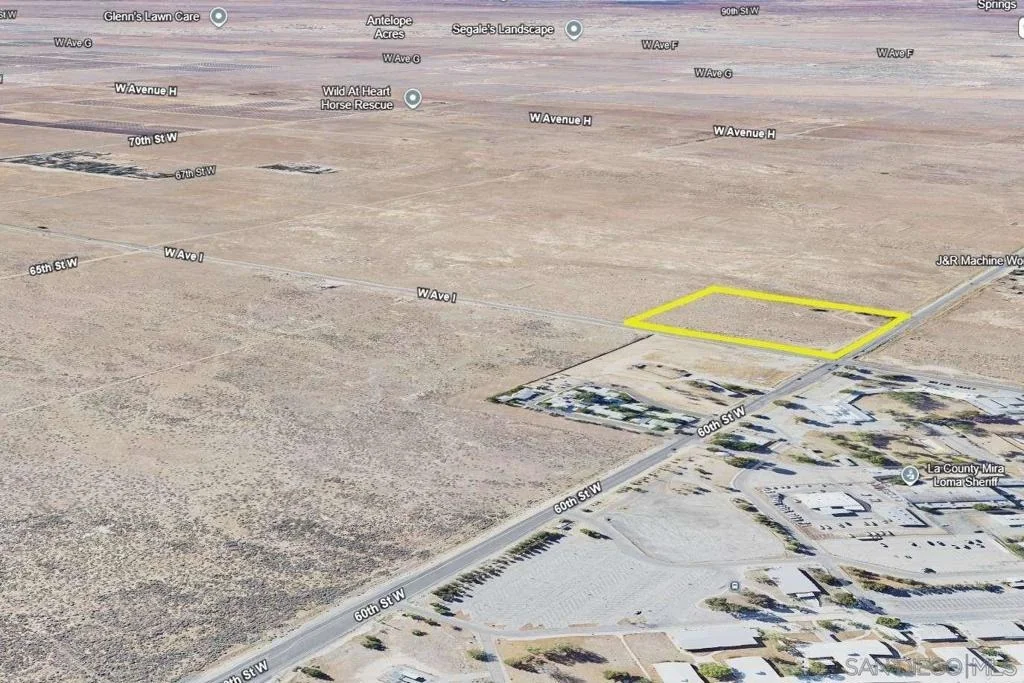 Photo of 0 W AVE I