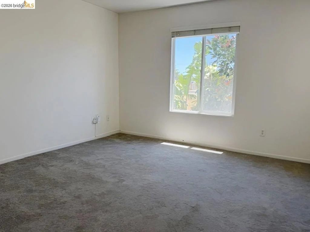 Photo of 448 Burlington Drive