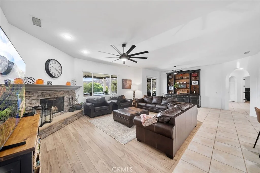 Photo of 39099 Calle Jojoba