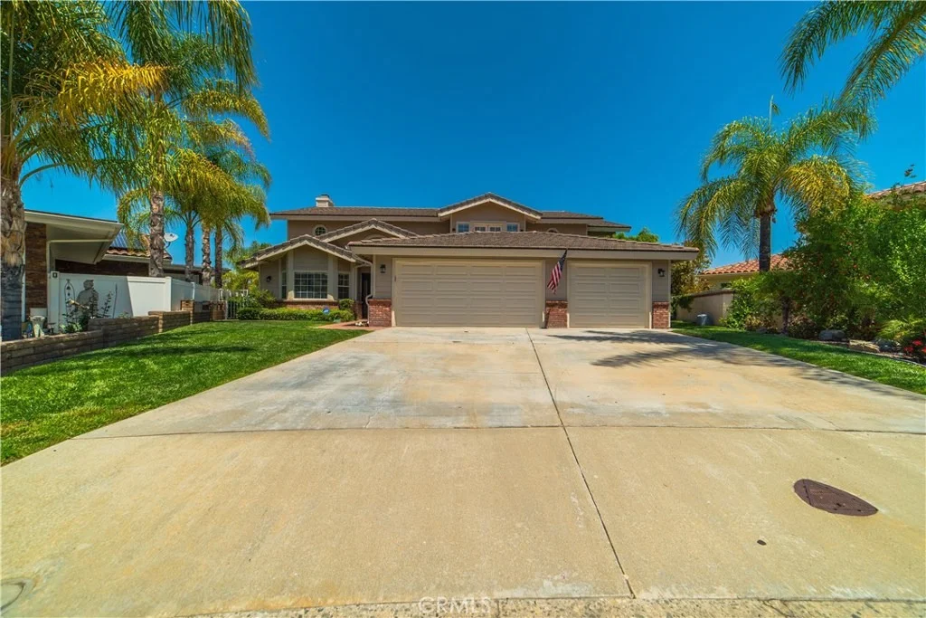 Photo of 30300 Emperor Drive