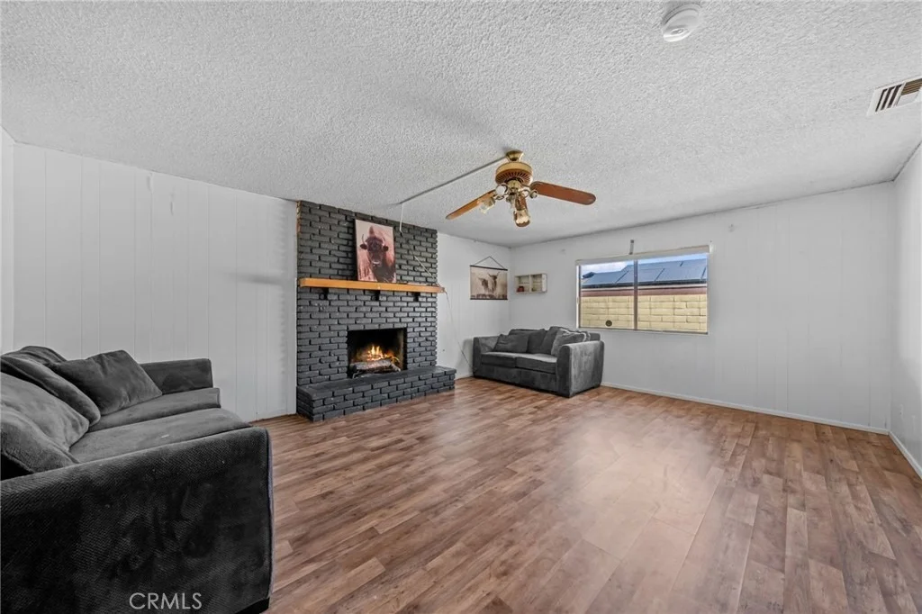 Photo of 25459 Bellview