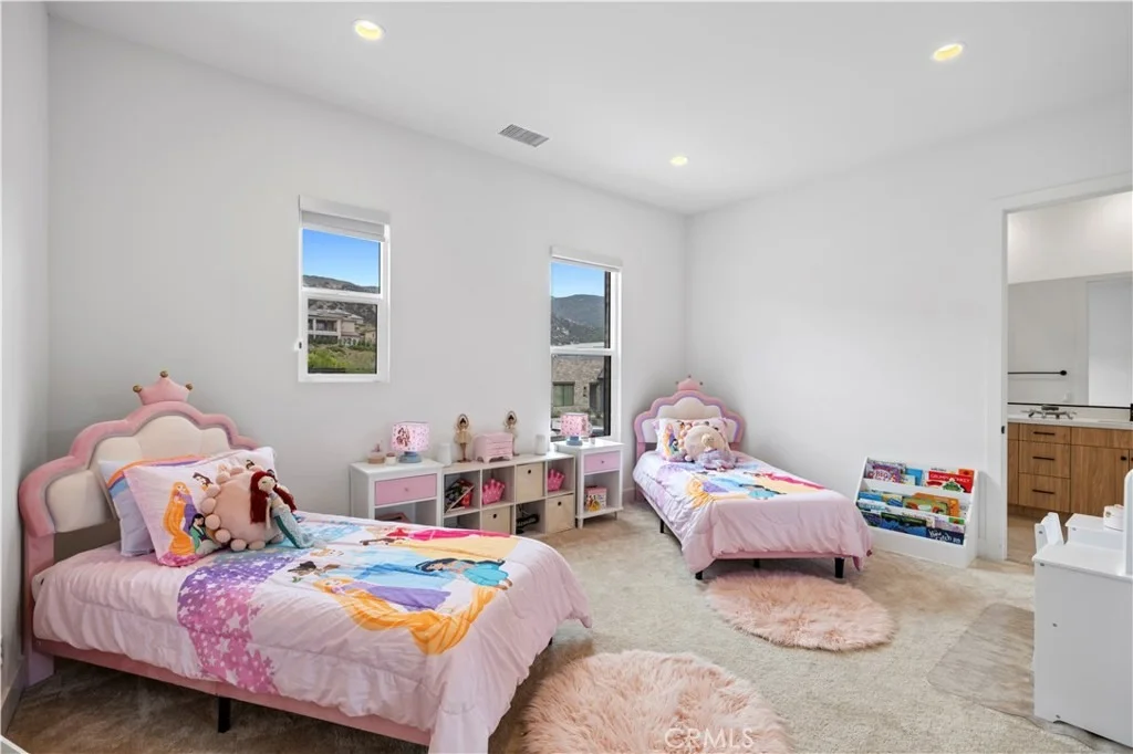 Photo of 18411 Boulder Bluff