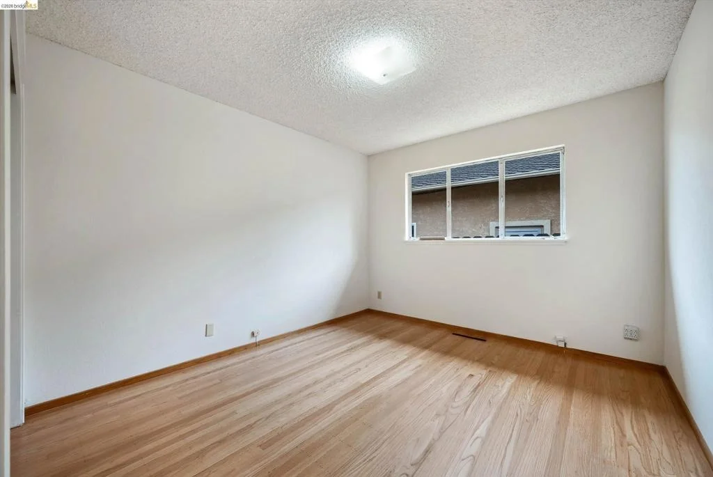 Photo of 4054 Milton Ave