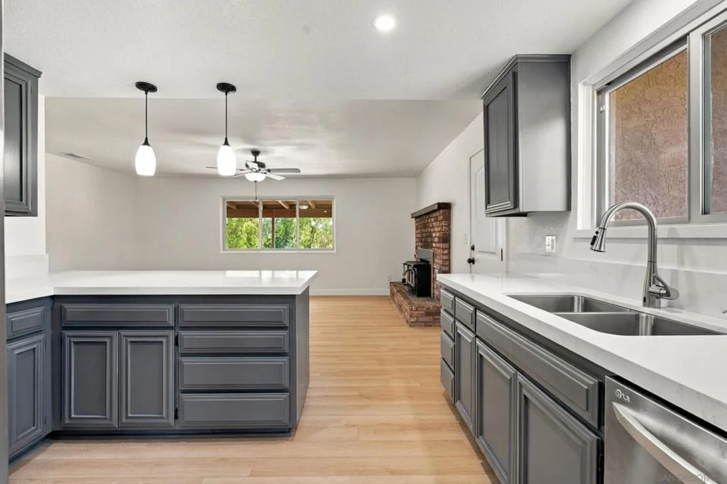 Photo of 1029 Olive Ave.