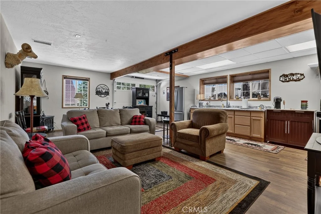 Photo of 615 Grass Valley Rd
