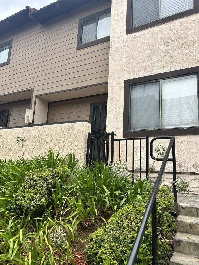 Photo of Unit 27 at 955 Postal Way