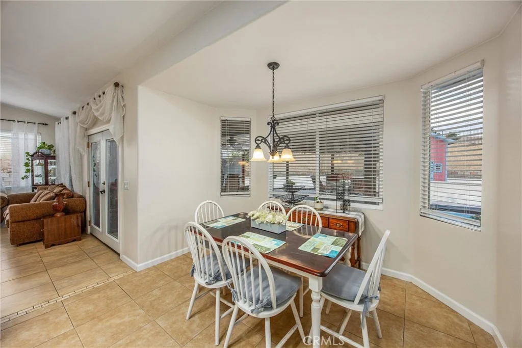 Photo of 13997 Riverside