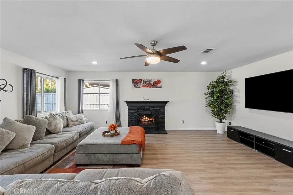 Photo of 1143 Belridge Place