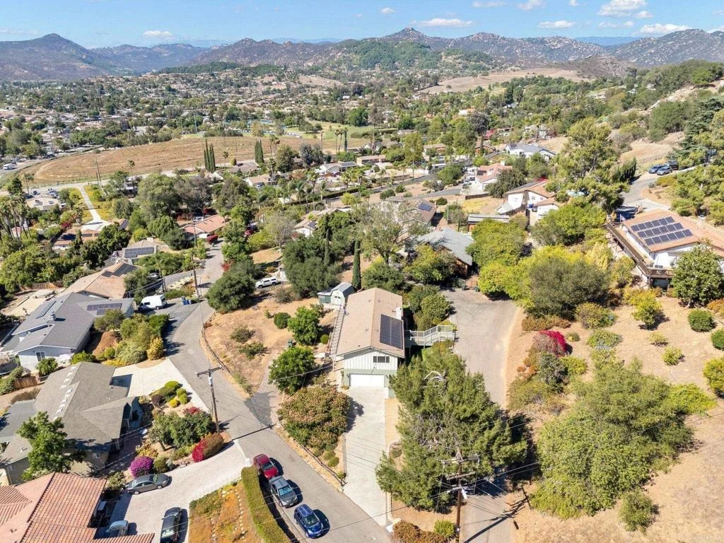 Photo of 2344 Big Pine Road