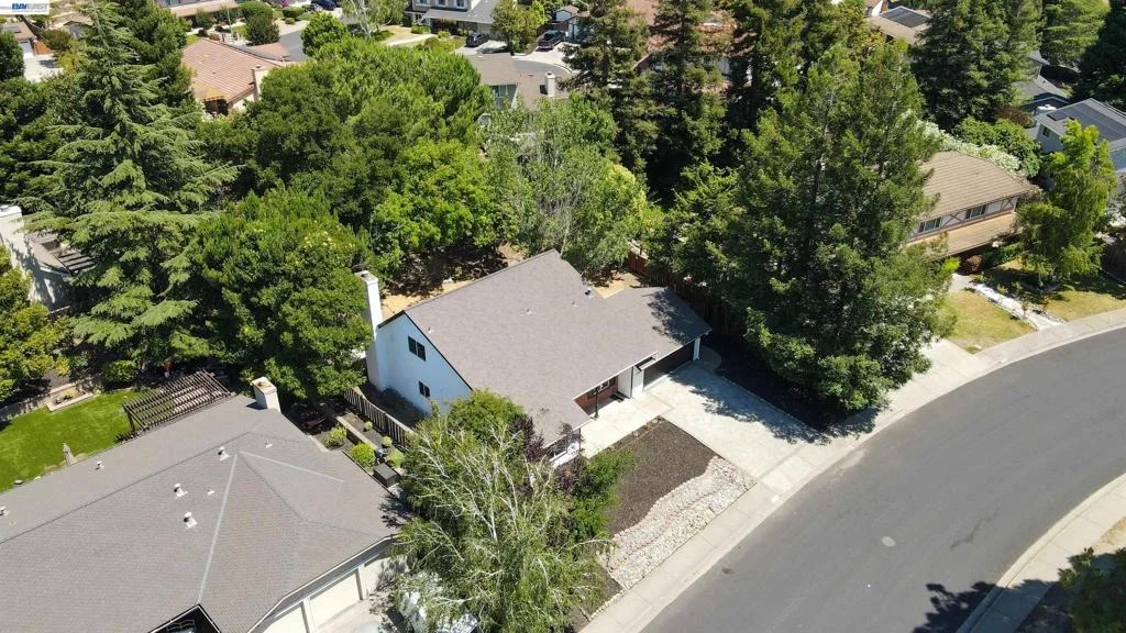 Photo of 2762 Derby Dr