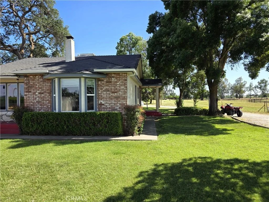 Photo of 23773 River Rd