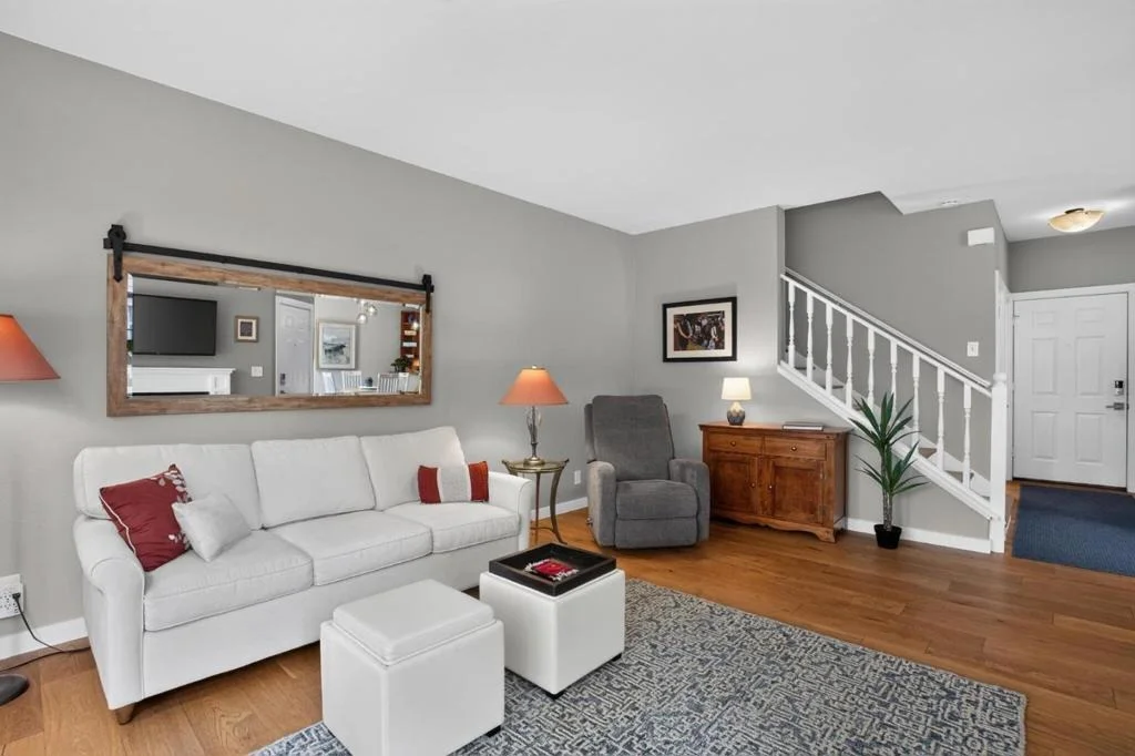 Photo of 108 Commodore Drive