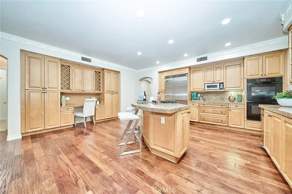 Photo of 32 Canyonwood