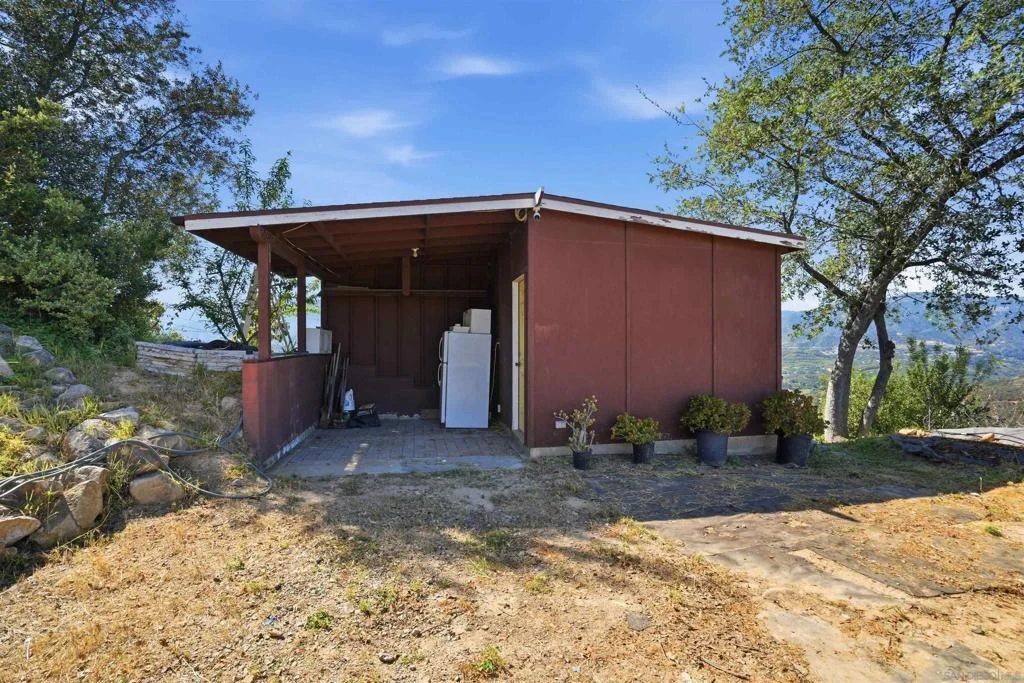 Photo of 2384 Glenn Rd