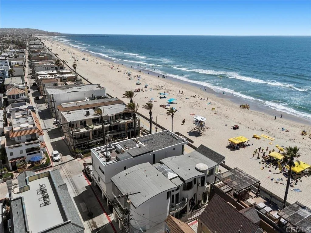 Photo of 3709 Ocean Front Walk
