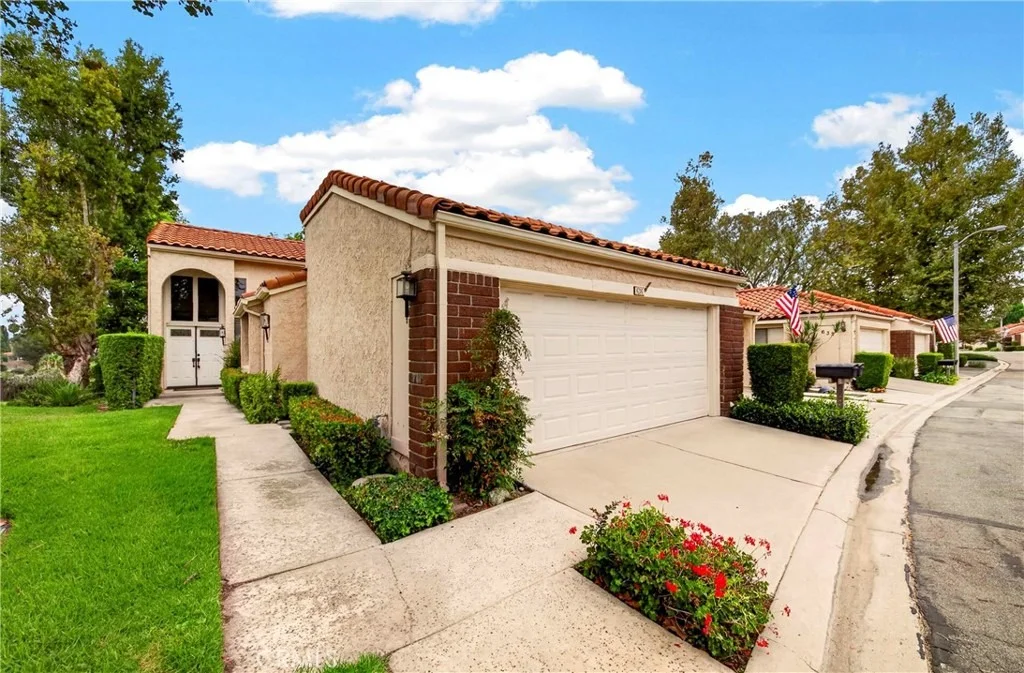 Photo of 636 Colonial Circle