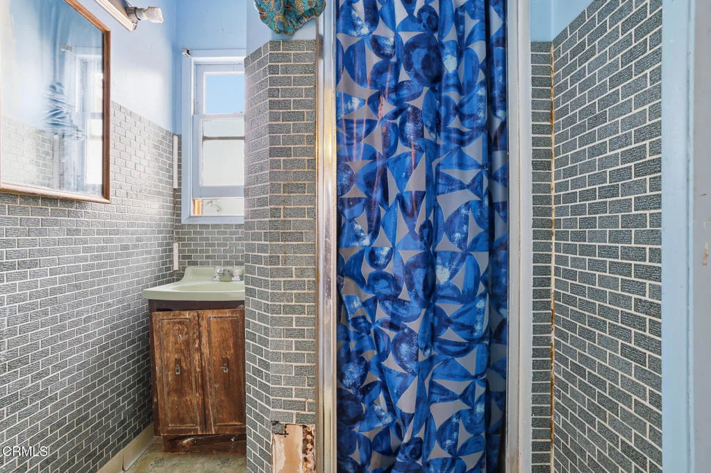 Photo of 456 E Poplar Street
