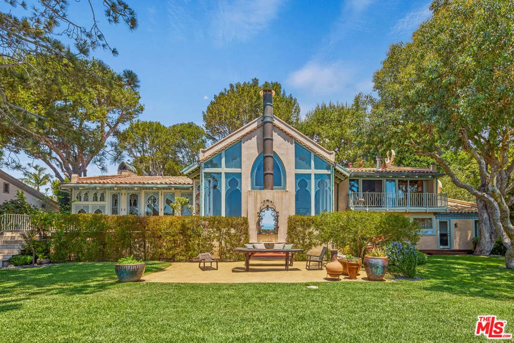 Photo of 28980 Cliffside Drive