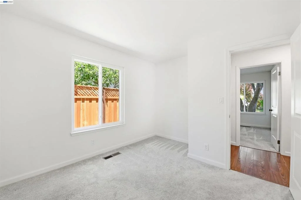 Photo of 467 Lowell Pl