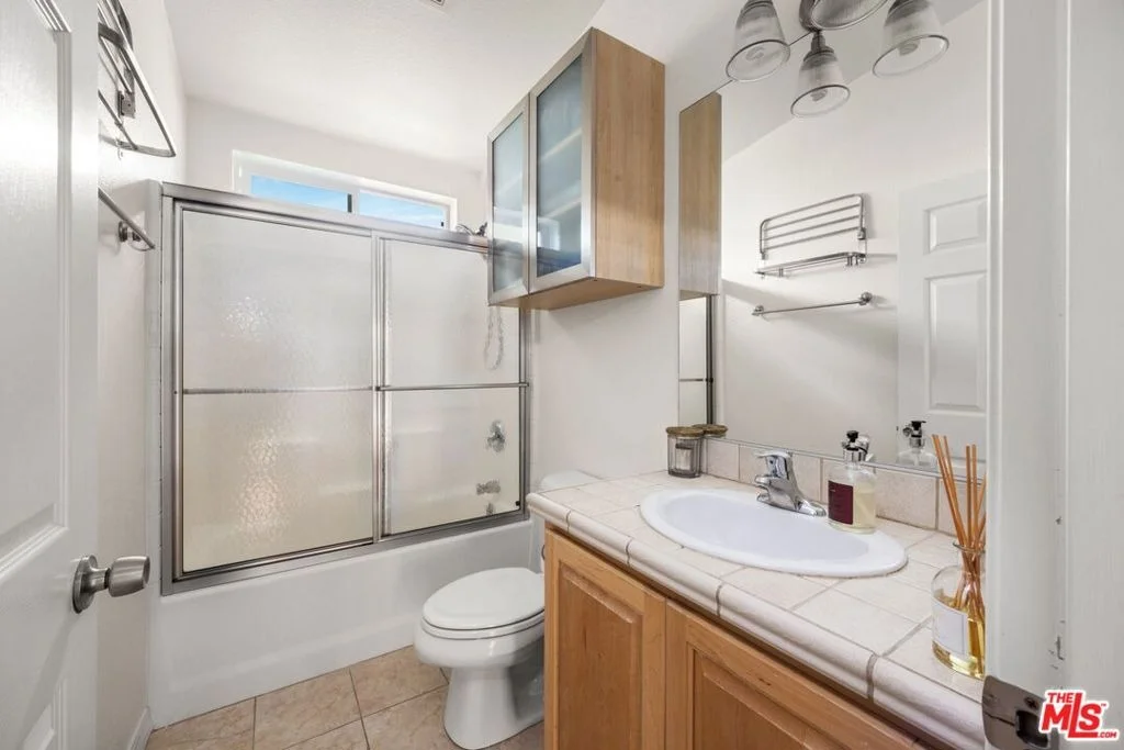 Photo of 1130 Mohawk