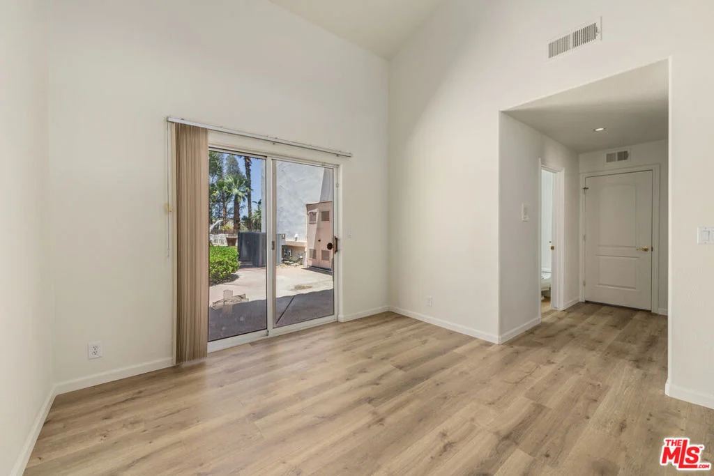 Photo of 71790 Jaguar Way