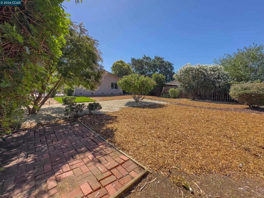 Photo of 1759 Elm Rd