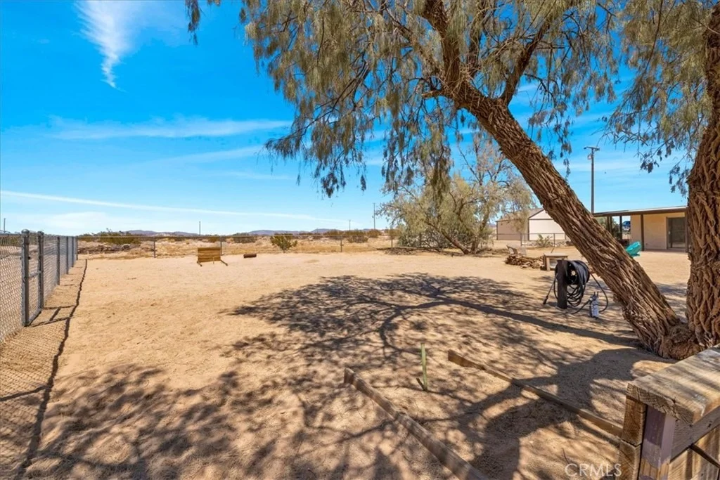 Photo of 5828 Steeg Road